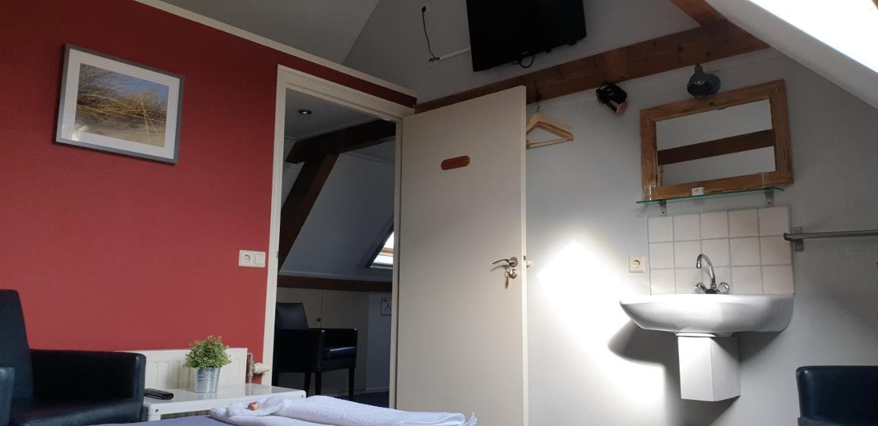 Bed And Breakfast "De Smousenhoek" Ouddorp Exteriör bild